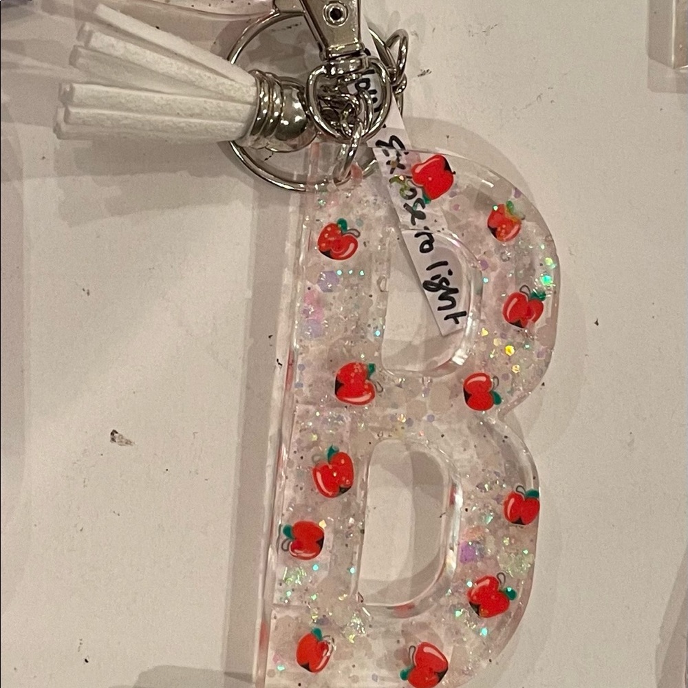 Resin Custom Initial Keychains - Picture 6 of 8